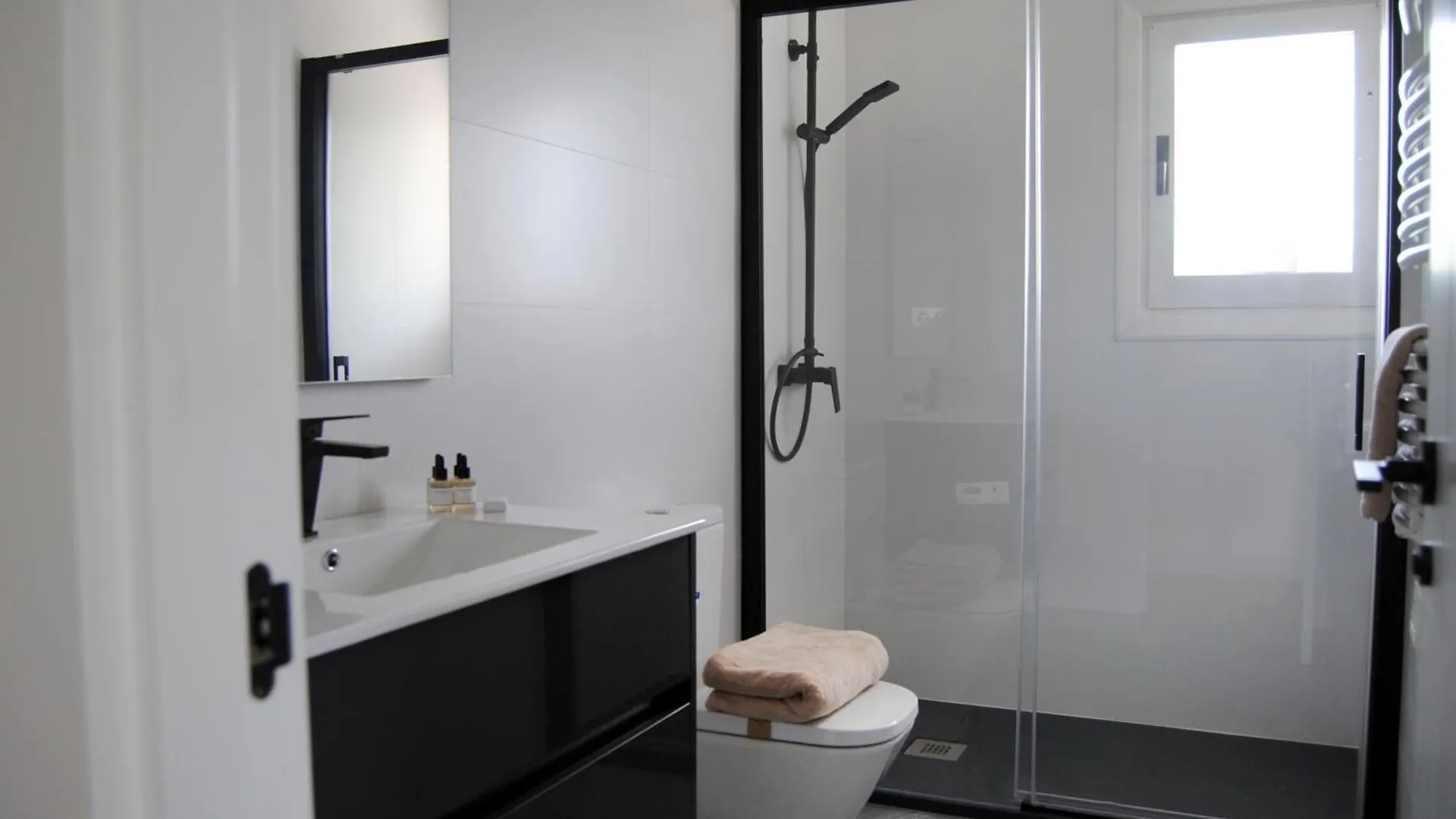 Laida Beach Con Parking By Kabia Gestion Sukarrieta Apartman